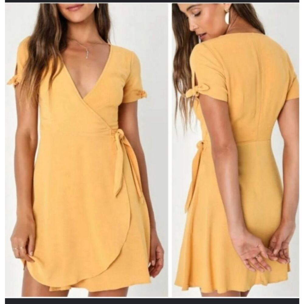 Lulus Yellow Short Sleeve Wrap Dress Size Medium